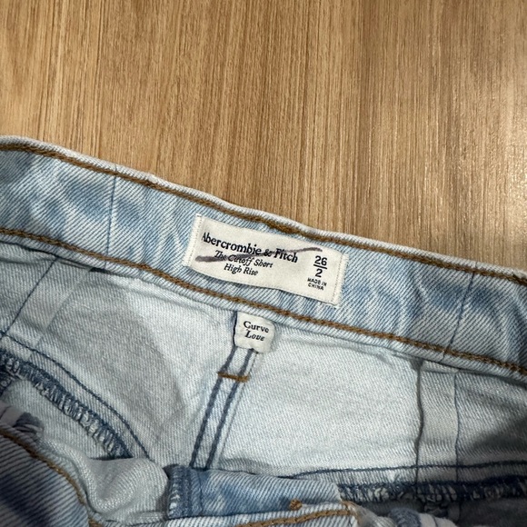 Abercrombie and fitch shorts - Picture 4 of 4